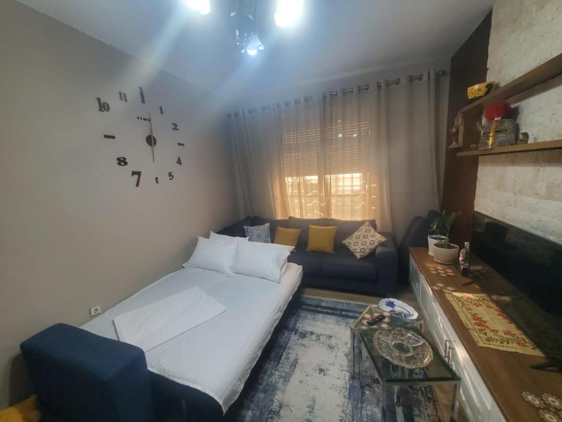 Apartamenti8 Korca Kültér fotó